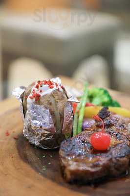 Amante Bar & Restaurant