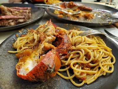 Amante Bar & Restaurant