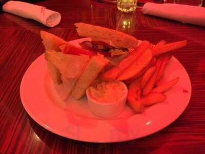 The Lounge (香港天際萬豪酒店)