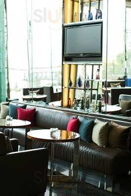 The Lounge (香港天際萬豪酒店)