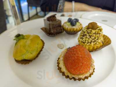 Cafe Cova, Hong Kong