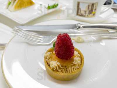 Cafe Cova, Hong Kong