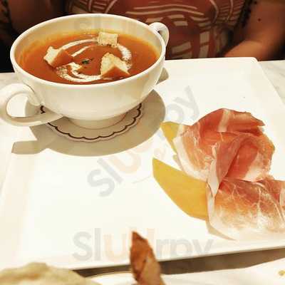 Cafe Cova, Hong Kong