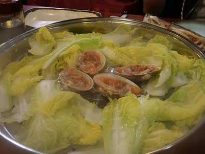 有蒸汽海鮮石鍋專門店