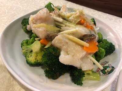 深井陳記燒鵝海鮮酒家