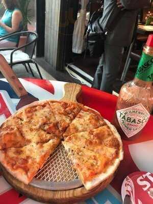 Fog Bar & Restaurant  