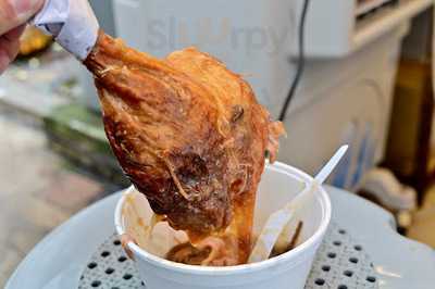 十八座狗仔粉 (佐敦)