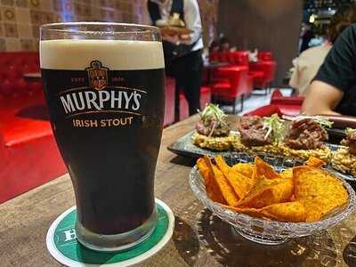 Cocina 3 Tapas Restaurant & Bar