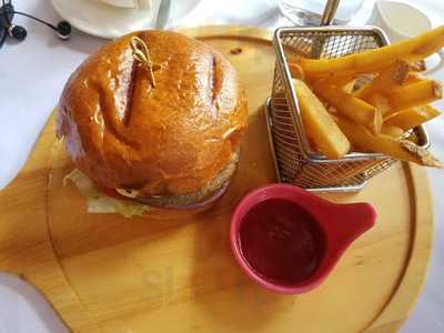 Big Fish Seafood And Grill