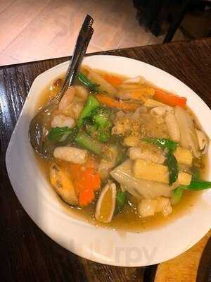 新泰東南亞餐廳 (太子集團中心)