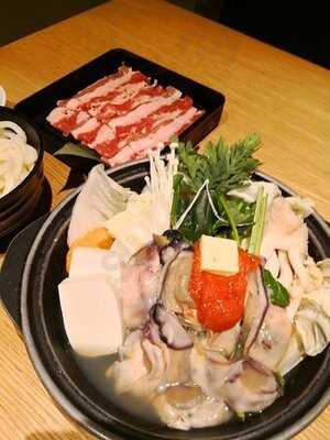 饗和民 (東薈城)