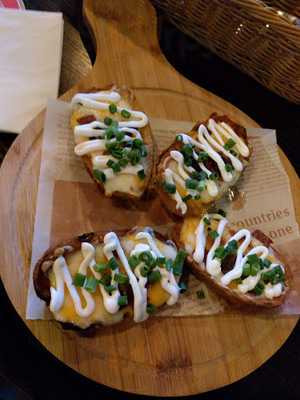 Hong Kong Island Taphouse