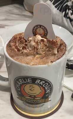 查理布朗咖啡專門店