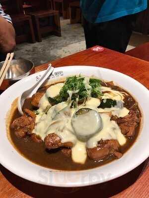 辛安東元祖奶奶雞 （旺角店）