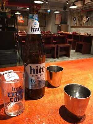 辛安東元祖奶奶雞 （旺角店）