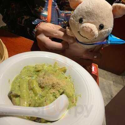 辛安東元祖奶奶雞 （旺角店）