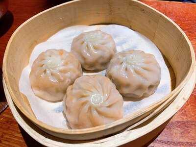 辛安東元祖奶奶雞 （旺角店）