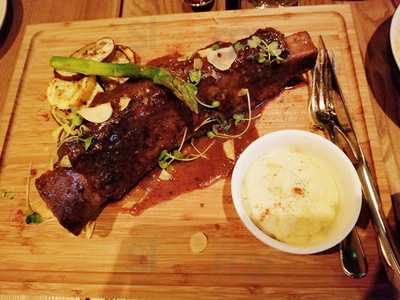 Mustard Cafe And Bar  