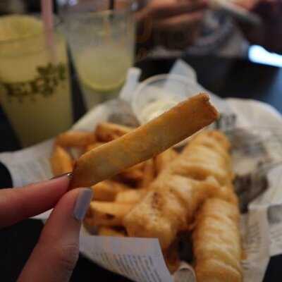 白鬍子炸魚薯條