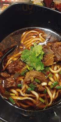 雲南桂林過橋米線