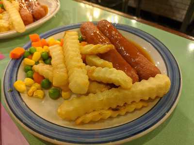 Never Too Late Dining