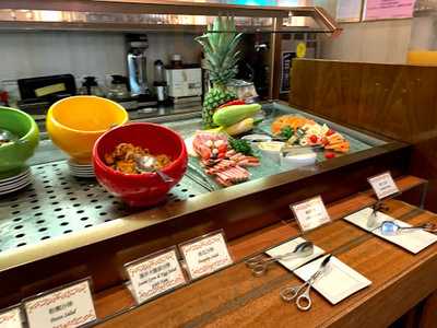 Luk Kwok Hotel - Le Menu