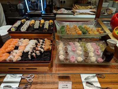 Luk Kwok Hotel - Le Menu