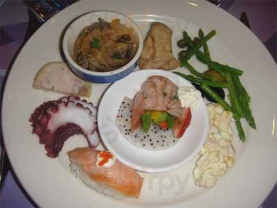 Luk Kwok Hotel - Le Menu