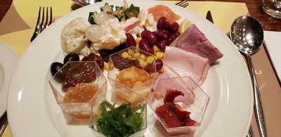 Luk Kwok Hotel - Le Menu