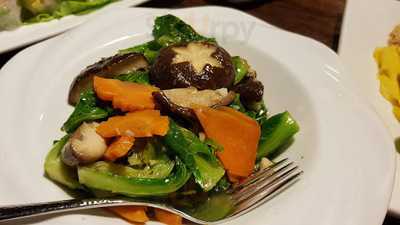 新泰東南亞餐廳(加拿分道)