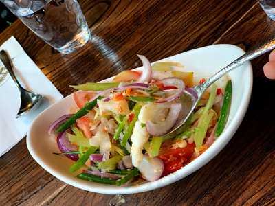 新泰東南亞餐廳(加拿分道)