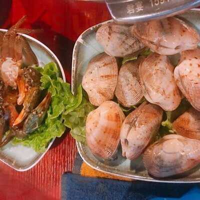 粵式生香蒸氣海鮮火鍋