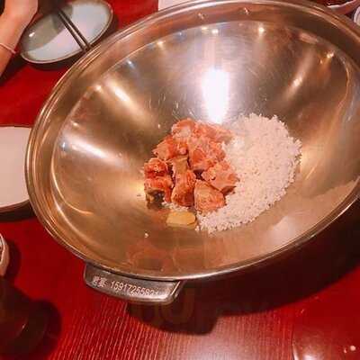 粵式生香蒸氣海鮮火鍋