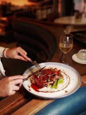 Moreish & Malt (逸·酒店)