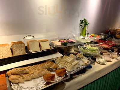 都會自助餐廳   - 九龍酒店