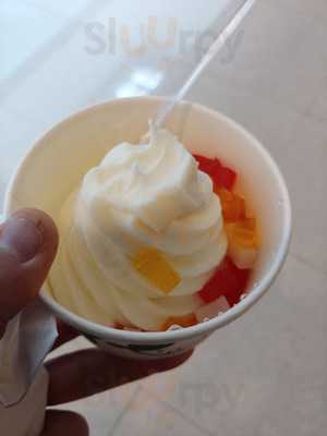 Yo Ma Ma Frozen Yoghurt