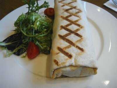 Piccolo Pizzeria & Bar