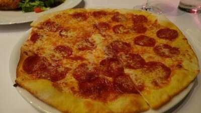 Piccolo Pizzeria & Bar