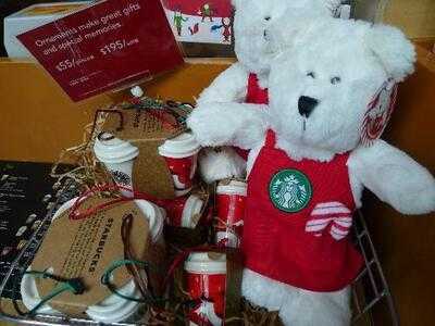 星巴克(西貢親民街店)