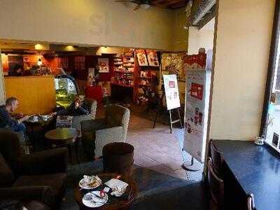 星巴克(西貢親民街店)