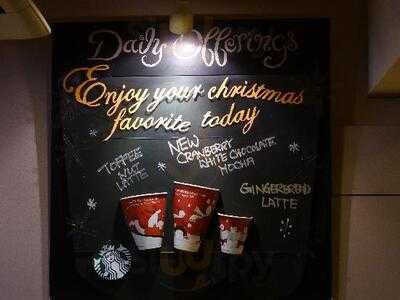 星巴克(西貢親民街店)