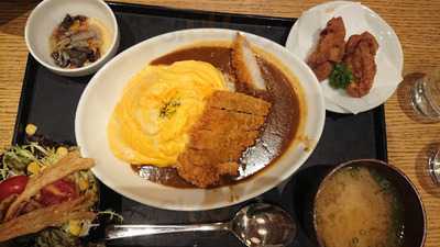 丼丼屋食堂 (荃灣店)