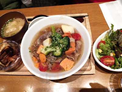 丼丼屋食堂 (荃灣店)