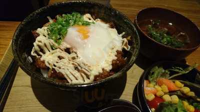 丼丼屋食堂 (荃灣店)