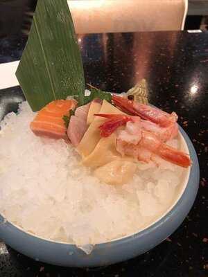 至尊滿屋日本料理