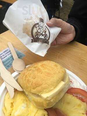 菠蘿仔食堂 (東涌)