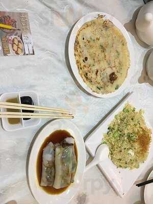 富臨皇宮 (恆景花園)