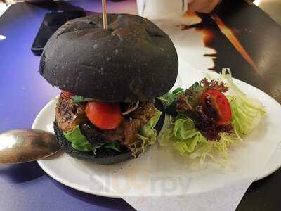 One Little Room (觀塘)