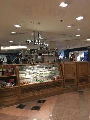 Agnes B. Cafe L.p.g. (sun Arcade)