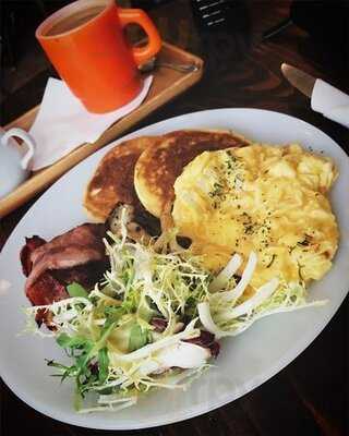 Artisan Cafe (石塘嘴)